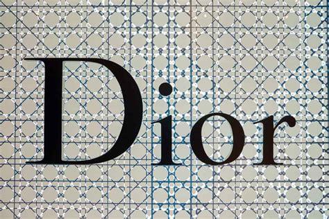 Dior symbol meaning